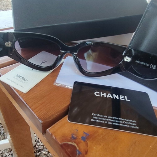 Chanel 6056 sunglasses new, black and white