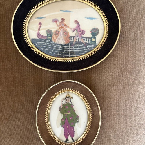 Embroidery frames vintage set of 2 with velvet oval gold details used