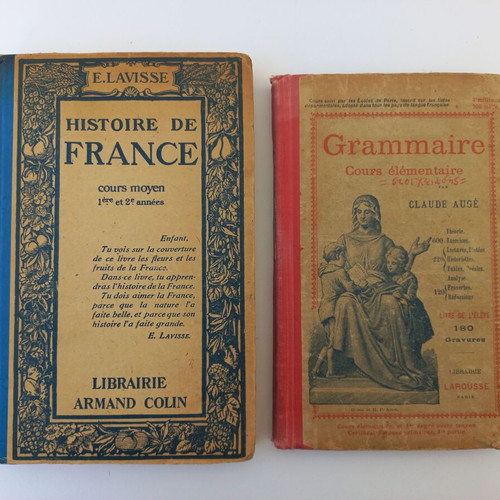 Pack of 7 used old French books, 1905-1951