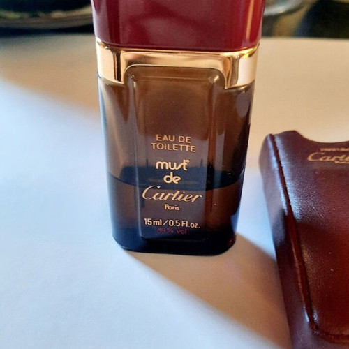 Must de Cartier vintage eau de toilette used with leather case