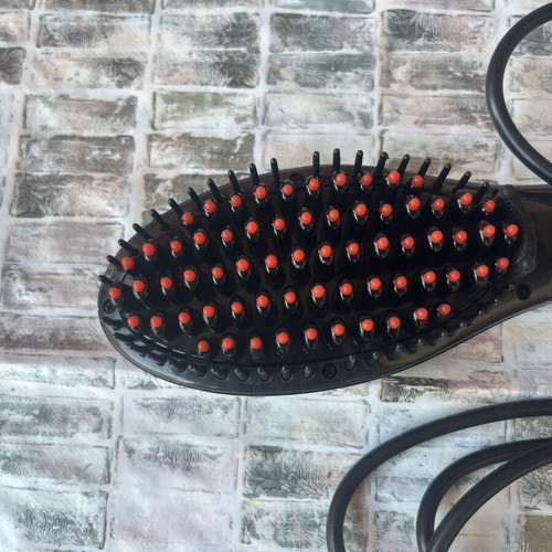 Electric Hair Straightening Comb like new