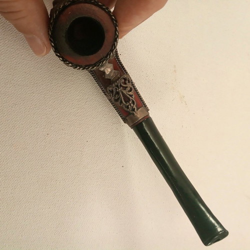 Wooden pipe used with handmade metal wire decoration