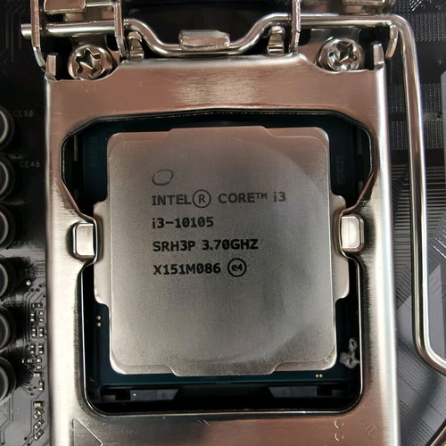 ASRock H510M-HVS with Intel Core i3-10105 and 8GB DDR4 3200MHz used