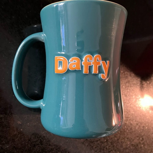Daffy Duck Looney Tunes collectible mug like new, ceramic