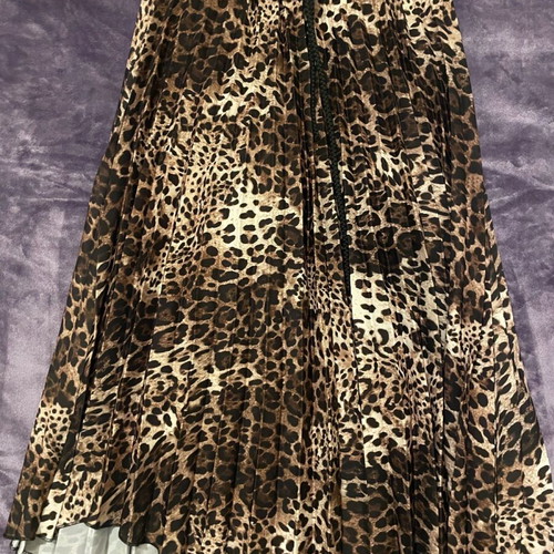 Lumina skirt like new, animal print, size S