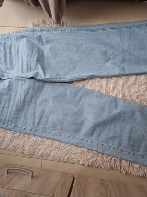 Stradivarius jeans bell-bottom size S like new, blue