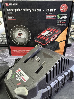 Parkside X20V Team Charger PLG 20 C1 2.4A new in box