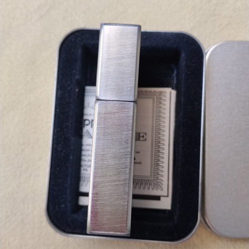 Zippo 1933 Replica First Release lighter new with box