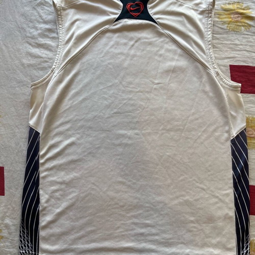 Nike sleeveless training shirt like new, size M, white-blue