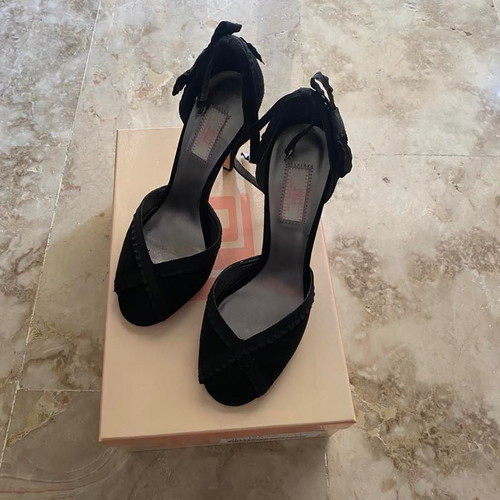 J.LO heels new, size 37, black