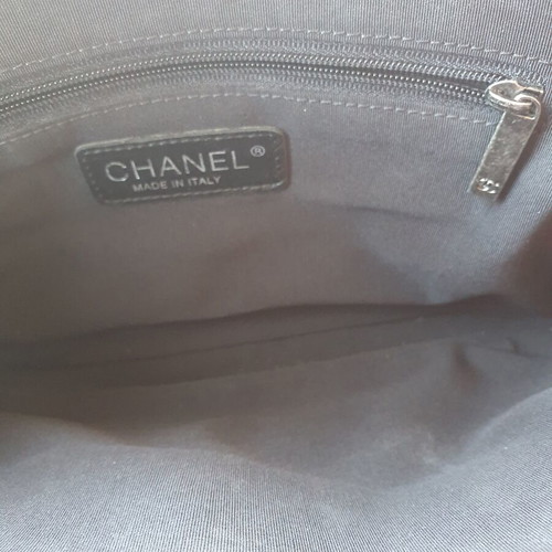 Chanel vintage crossbody bag black used