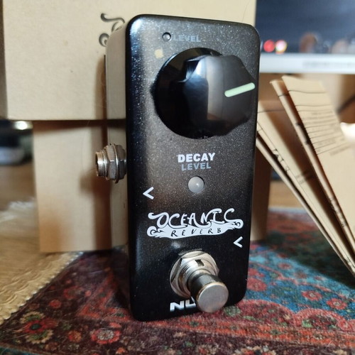 Nux NRV-2 Oceanic Reverb pedal like new digital effect