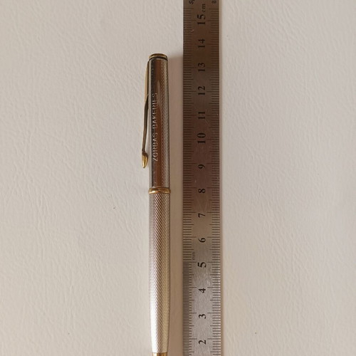 Parker ballpoint pen with ciselé embossed design