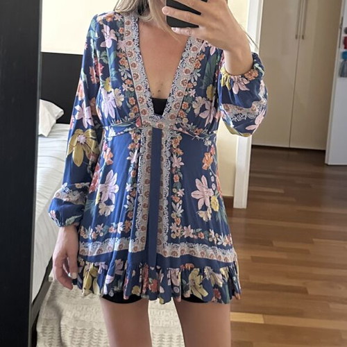 Violet Hill tunic Free People like new, blue floral boho style