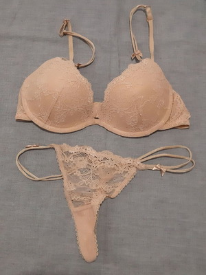 Σετ εσωρούχων Zara Ousho 80B σουτιέν και medium στρινγκ, καινούργιο, ελαστική δαντέλα camel
