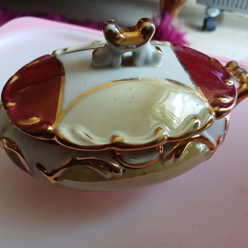 Porcelain fondant dish like new with WANBO JAPAN mark
