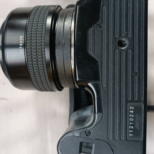 Minolta Maxxum 5000i analog 35mm camera used with 2 lenses