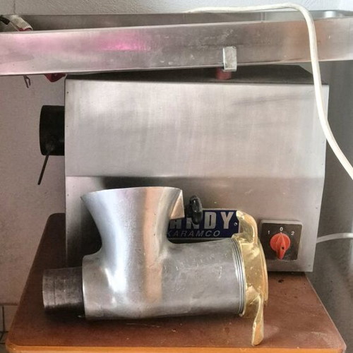 Meat grinder for mincemeat