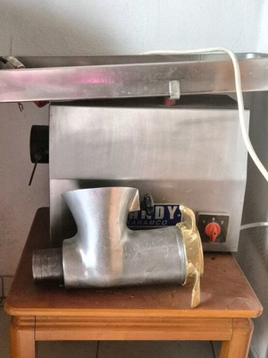 Meat grinder for mincemeat