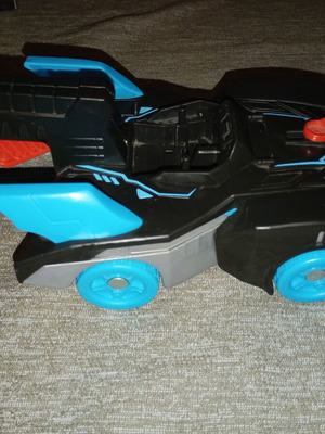 Batman Batmobile Car with Lighting, Mattel DC Comics