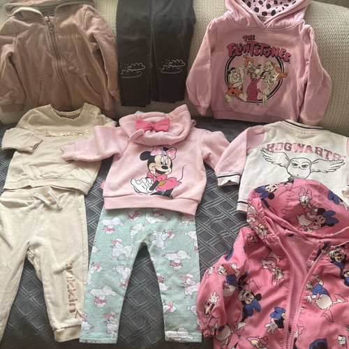 Baby clothing lot size 80/12m like new, padded jackets and sweatshirts