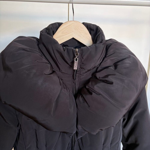 Relish women's black jacket size S like new with large collar and belt