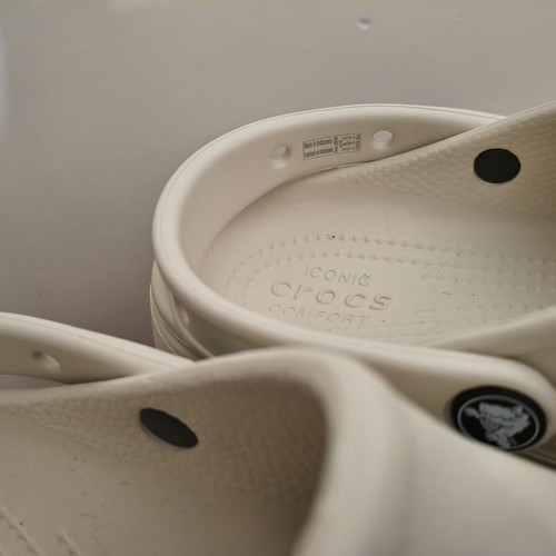 Crocs slippers size 41 like new, beige