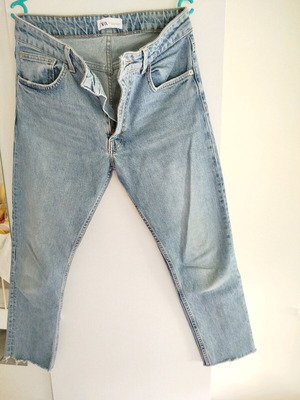 Zara women's denim jeans like new, blue, size M