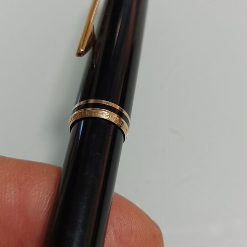 Mont Blanc Classic Series 1980 pen used, excellent condition with box