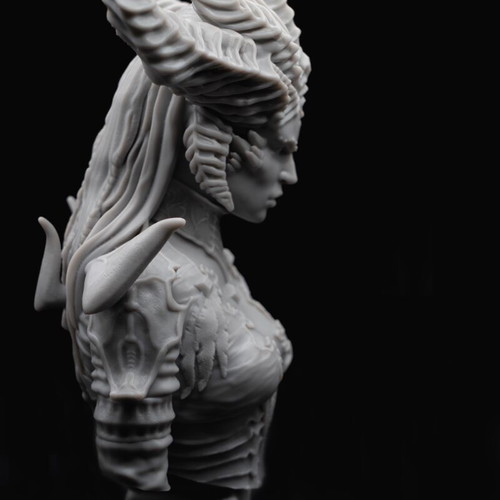 Lilith Diablo 4 figure new, ABS like resin, 17.5 cm