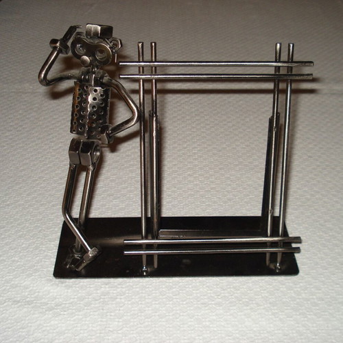Metal decorative item used 19cm x 19cm x 7cm