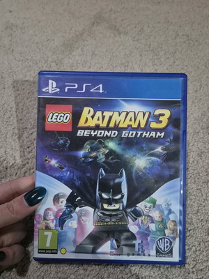 Batman 3 Beyond Gotham used for PlayStation 4