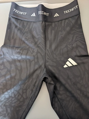 Adidas Tech Fit women's training leggings new, black, size XS