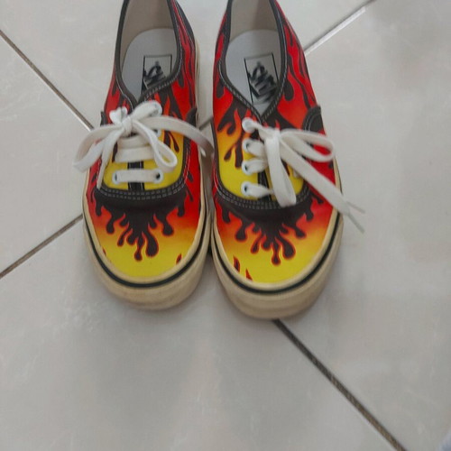 Vans kids athletic shoes like new, size 37