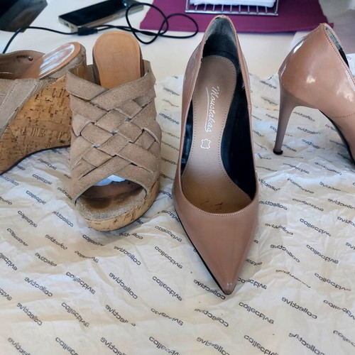 Women's shoes used, sizes 35 and 36, Ugg platform, Mustakas and BSB pumps, Tory Burch sandals