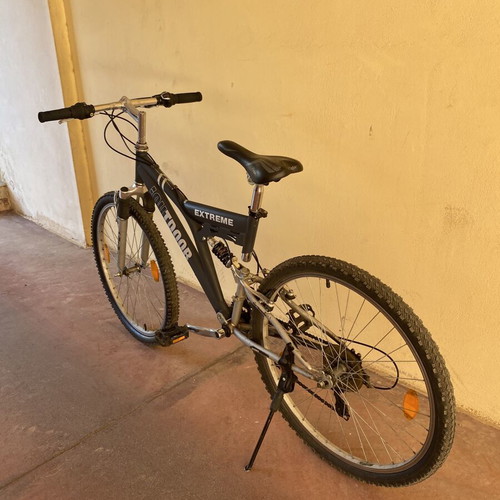 Outdoor Extreme 26” Mountain Bike used with dual suspension