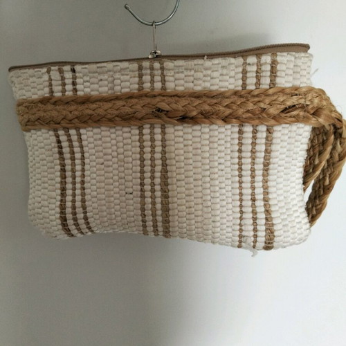 Aggel Knitwear beach clutch bag like new, white and beige handmade