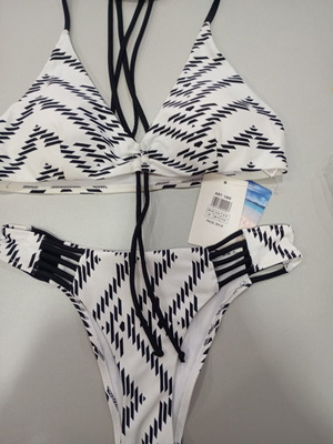 Solano women's bikini set new, black and white, size M