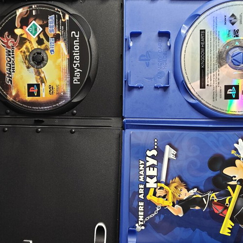 PlayStation 2 Silver μεταχειρισμένο με χειριστήριο και 2 παιχνίδια