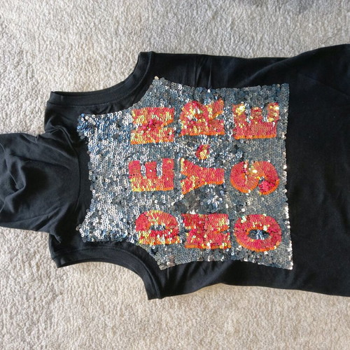 Denny Rose sleeveless turtleneck blouse like new, size Medium, black with sequins