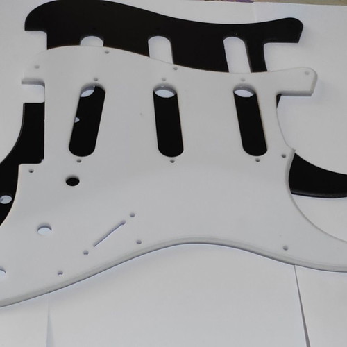 White 1ply Plexiglass Pickguard