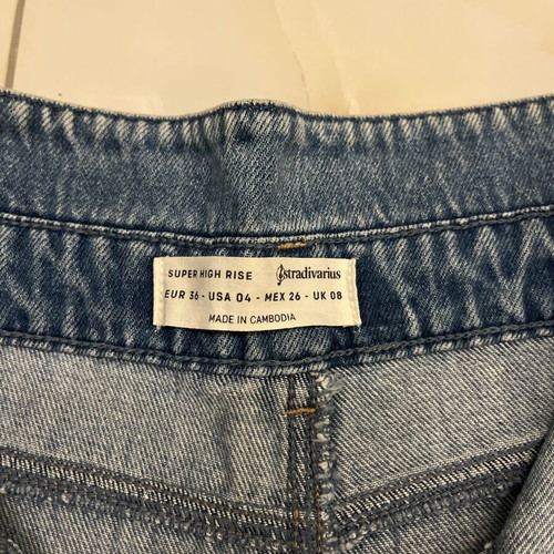 High Rise Denim Shorts Stradivarius size 36 like new, blue
