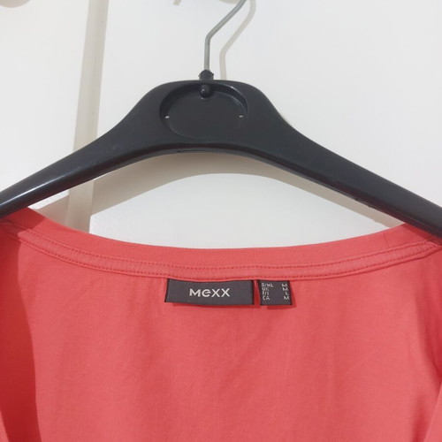 Mexx cotton t shirt size M like new, red and orange