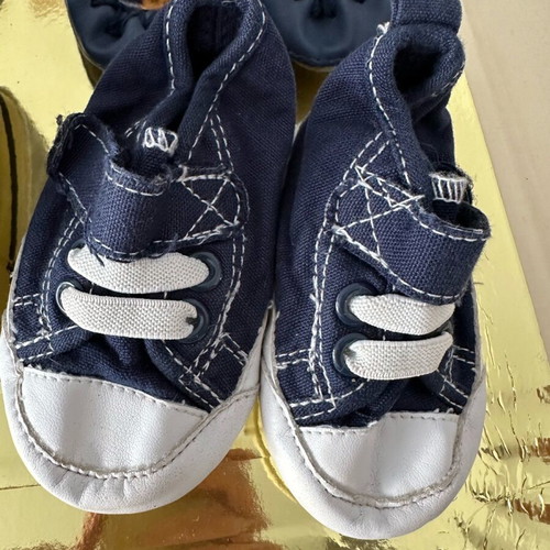 Newborn shoes like new, set of 5 pieces