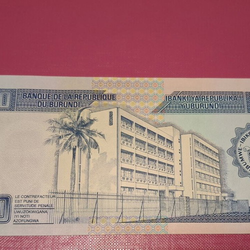 500 Francs Banknote from Burundi 1995 new, uncirculated