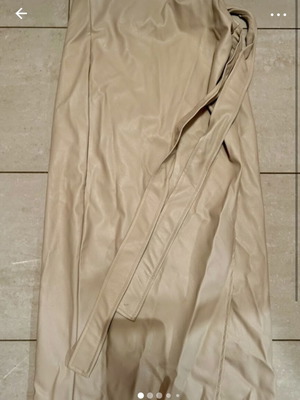Long leather skirt M new, beige with cross belt
