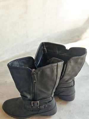 Γυναικεία μποτάκια καινούργια, μέγεθος 36, μαύρα με φερμουάρ