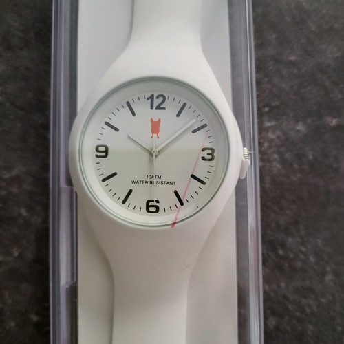 White watch new without battery
