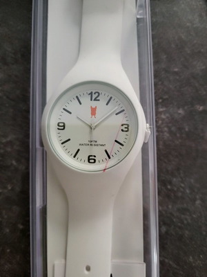 White watch new without battery
