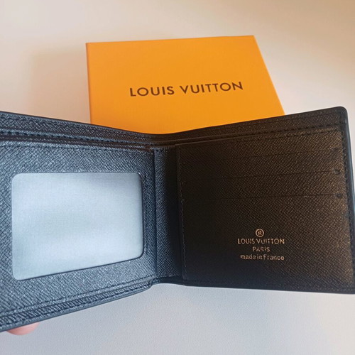 Louis Vuitton Monogram Eclipse wallet black like new